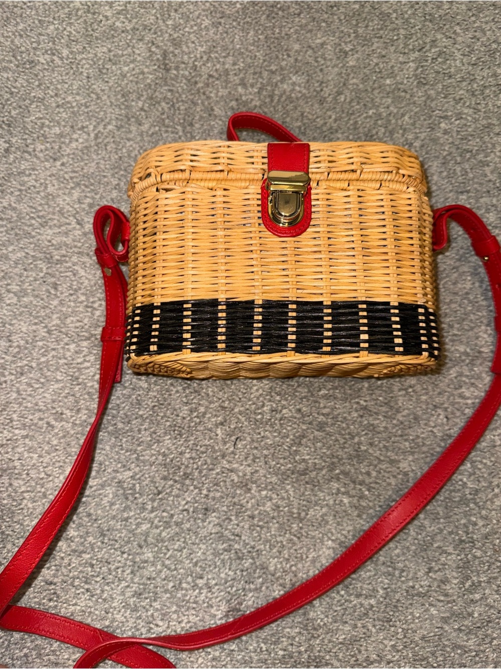 Draper James Woven Straw Crossbody Bag - Picture 6 of 10